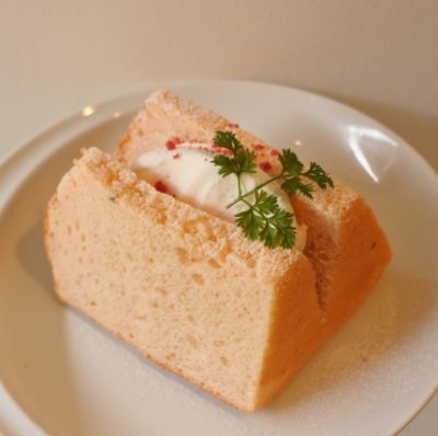 苺シフォンケーキ